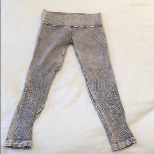 NUX Faux Denim Crop Legging